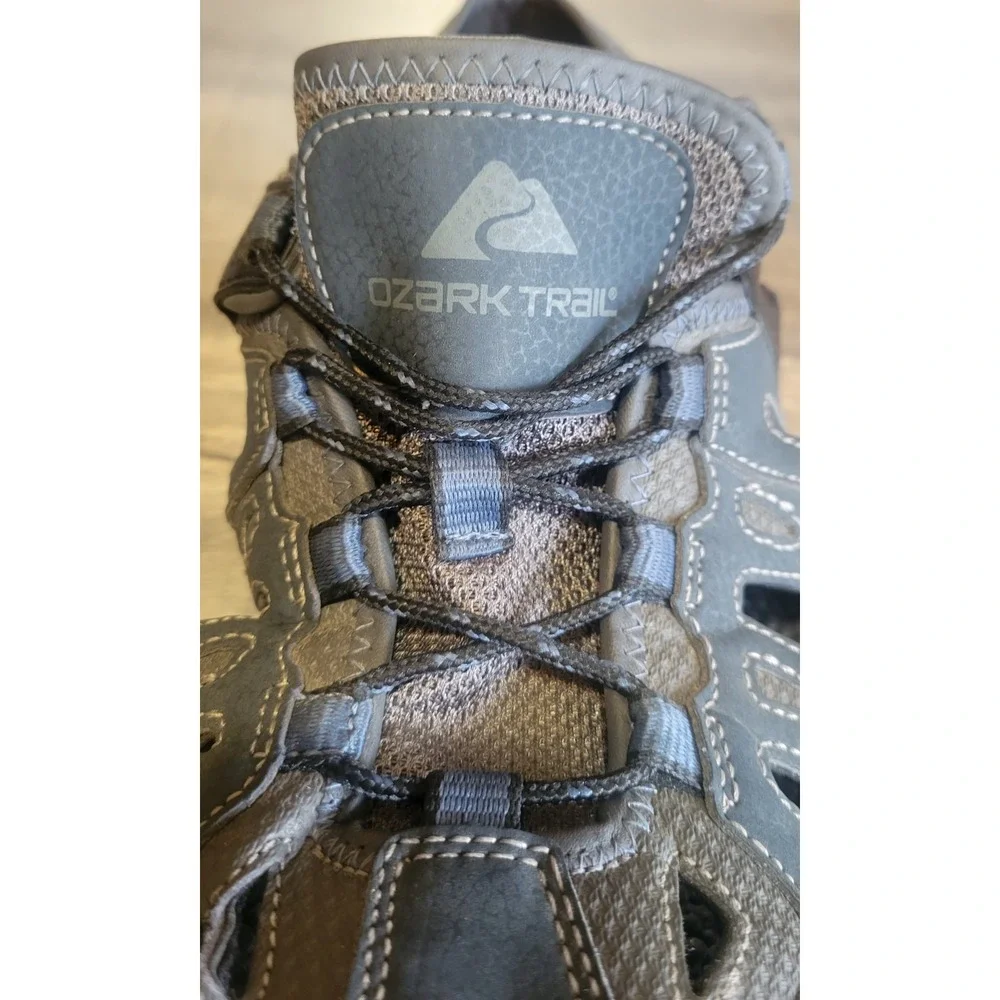 Ozark Trail Sandals Closed Toe Men's‎ 10 Gray Adjustable Comfortable Hiking